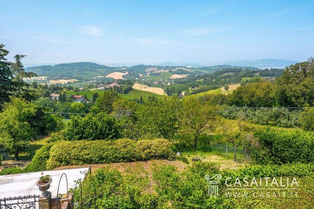 Villa for sale in Case La Valle di Tresole, Marche, Italy