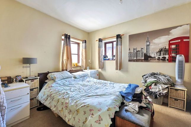 23b High Street, Lydney photo 2