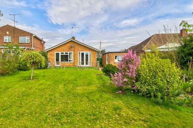 Thumbnail Bungalow for sale in Penn Road, Hazlemere, High Wycombe