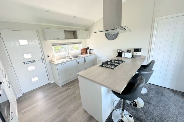 Mobile/park home for sale in Ladstone Park, Sowerby Bridge