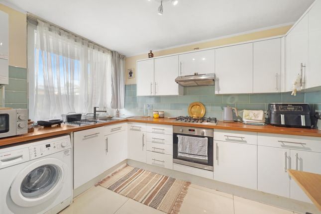 5, Thessaly Road, Wandsworth photo 3