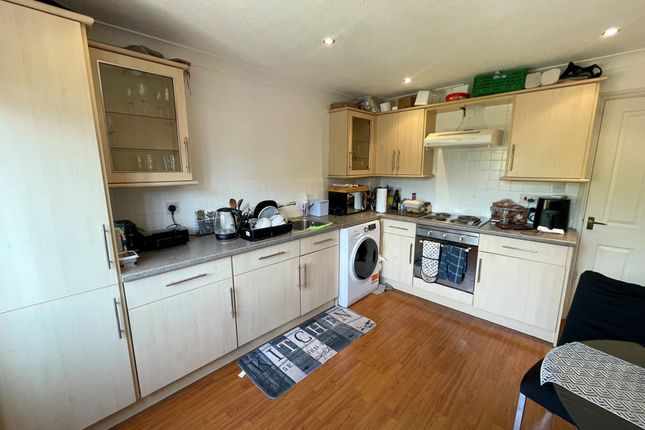 66, Peterborough photo 3