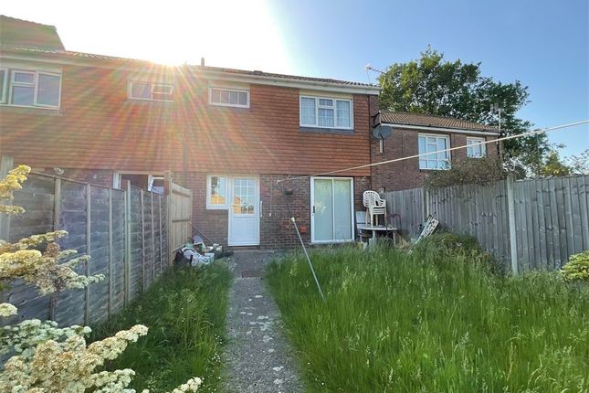 Laws Close Ifield, Crawley photo 5