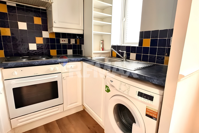 greenslade, Greenslade Road, Barking photo 5