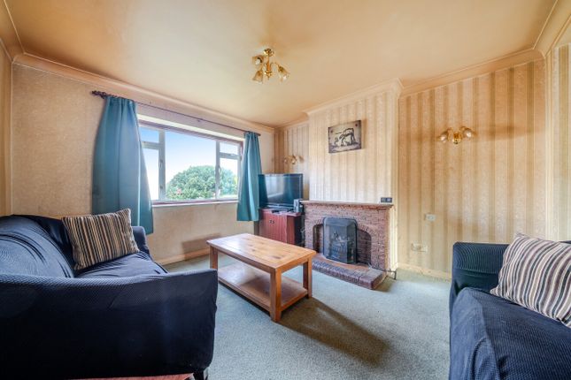 15, Ridgeway Crescent, Orpington photo 2