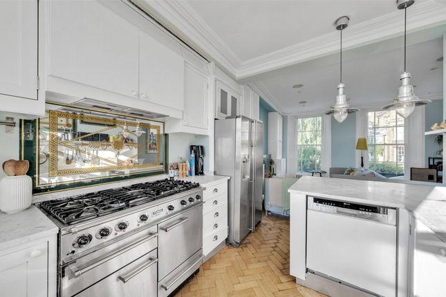 Upper Flat, 140, Gloucester Avenue, Primrose Hill photo 4