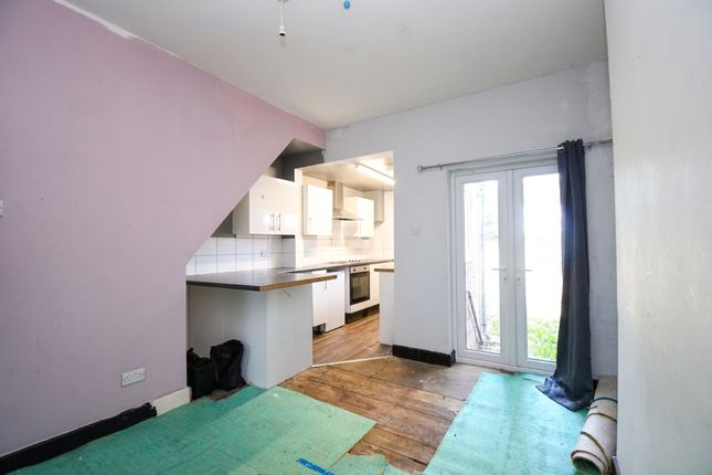 442 Liverpool Road, Manchester photo 3