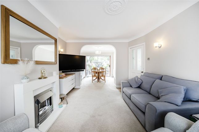 629, Field End Road, Ruislip photo 3