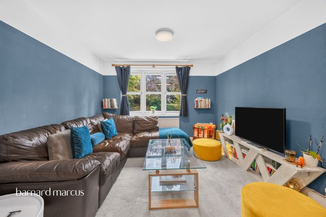 Birdhurst Road, South Croydon photo 3