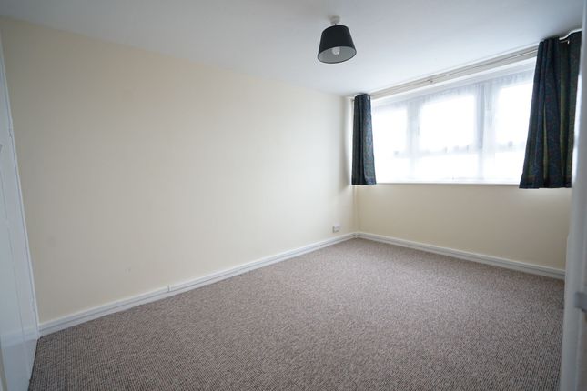 57 Gooderham House, Grays photo 4