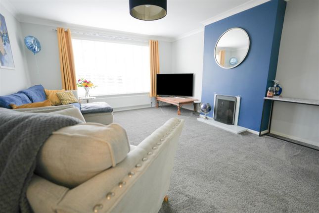 Property for sale in Ashurst Avenue, Southend-On-Sea
