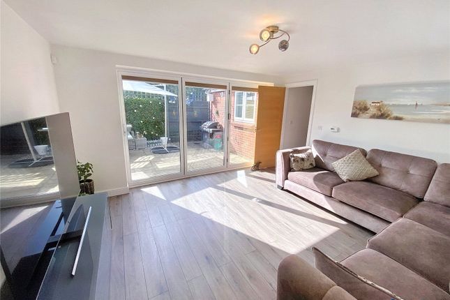 12, Natasha Gardens, Poole photo 2
