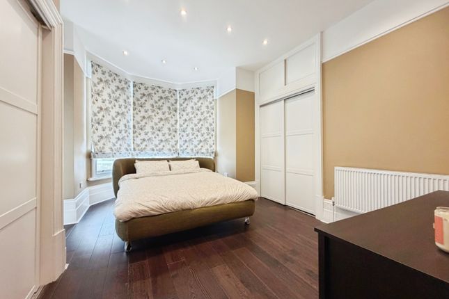 Flat 2, 21-23, Castle Hill Avenue, Folkestone photo 4