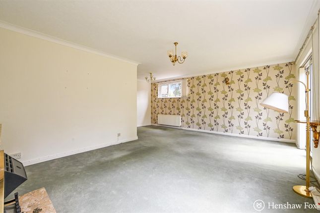 14, Bassett Meadow, Southampton photo 4