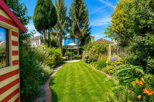 340, Ashingdon Road, Rochford photo 2