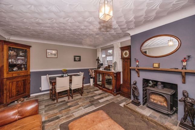 2, Waterloo Close, Waterlooville photo 4