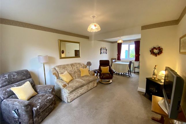 2, Church Close, Barnstaple photo 4