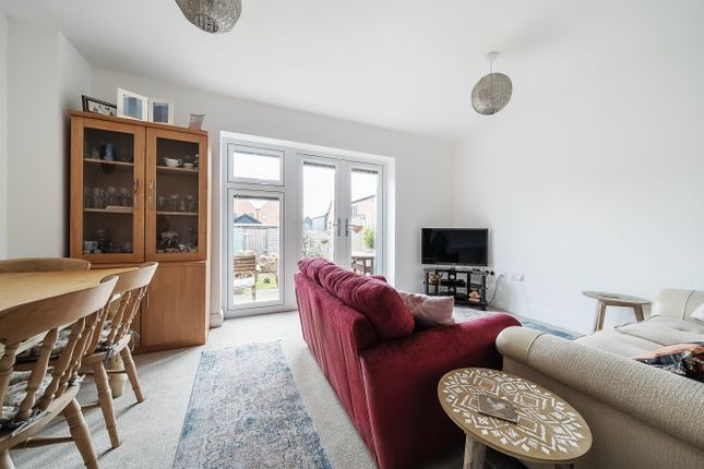 End terrace house for sale in Khosla Road, Winchester