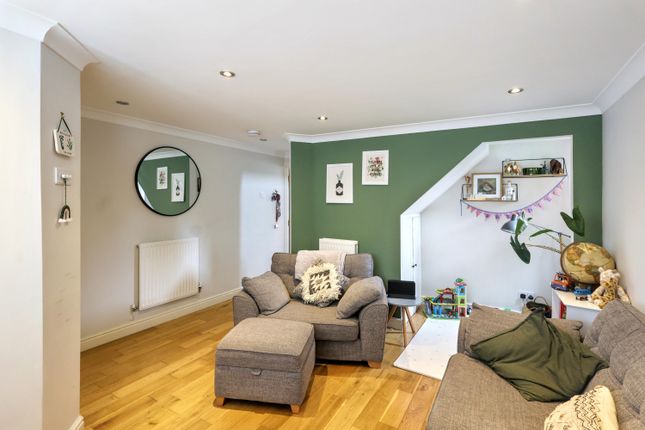 21, Grangers Place, Witney photo 4