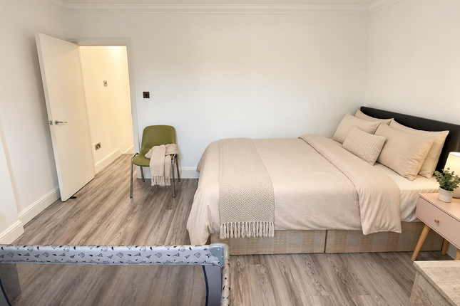 230 Levita House, Euston, London, NW1 1HN, London photo 4