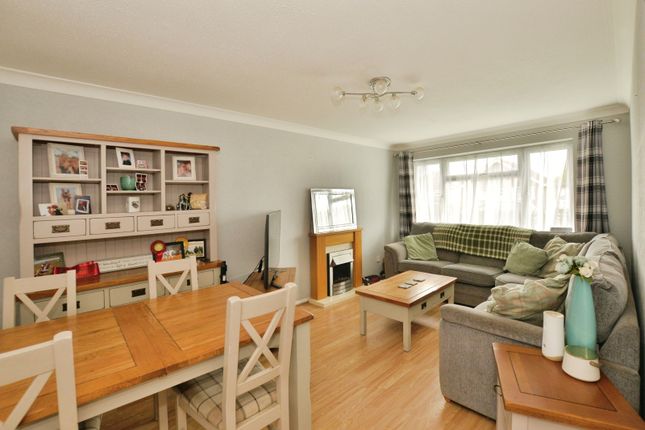 63, Adie Road, New Romney photo 2