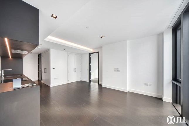 Flat 3103, Amory Tower, 203, Marsh Wall, London photo 4