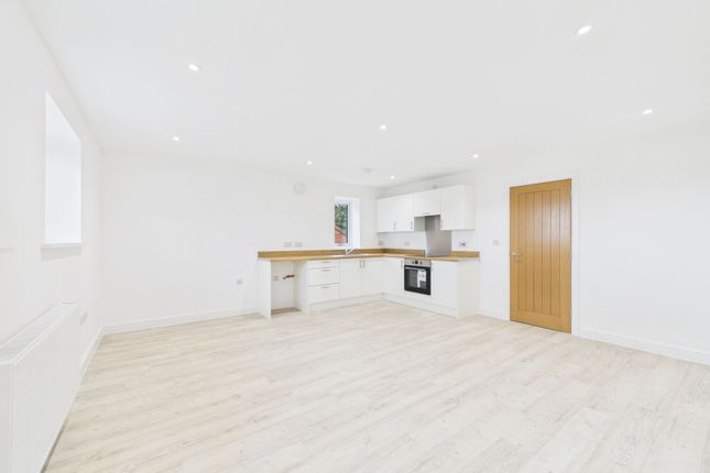 Apt 5, 45 Canterbury Street, Liverpool photo 2