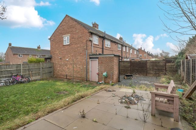 91, Manor Drive, Grantham photo 4