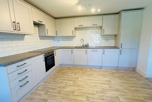 2, Tunbridge Wells photo 2