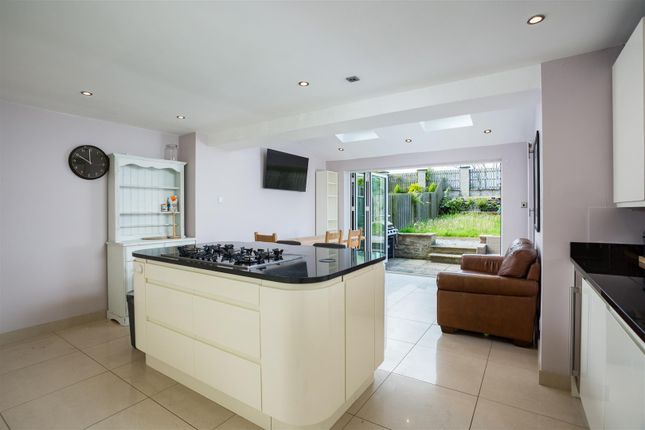 5, Hilton Grange, Bramhope photo 4