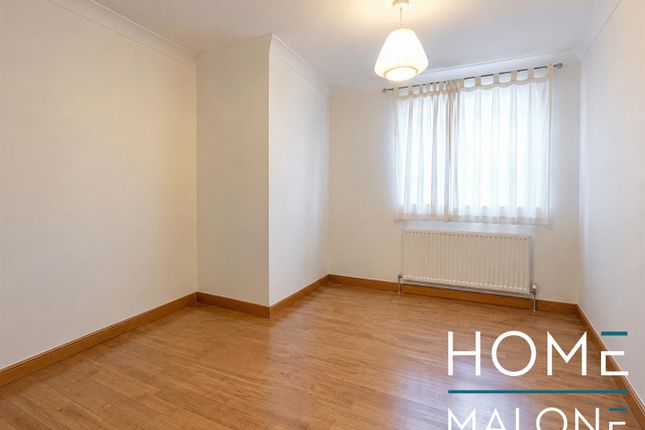 TWO BED, Flat B, 71A, Newington Green Road, London photo 4