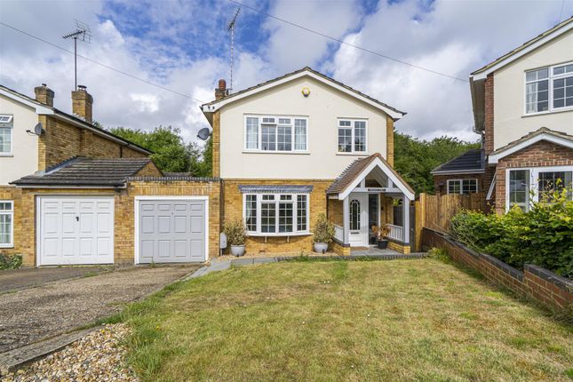 3 bed detached house for sale in Sunters Wood Close, High Wycombe HP12