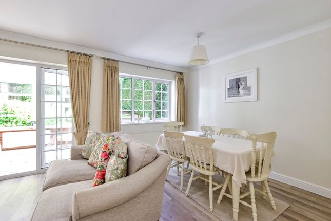 17 The Maltings, Kings Langley photo 5