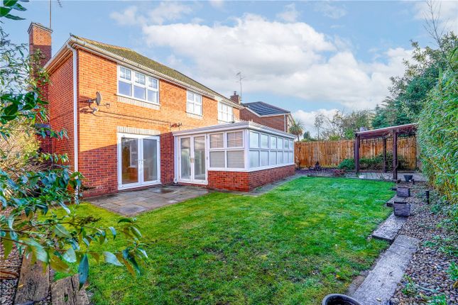 89, Saint Andrews Gardens, Cobham photo 3