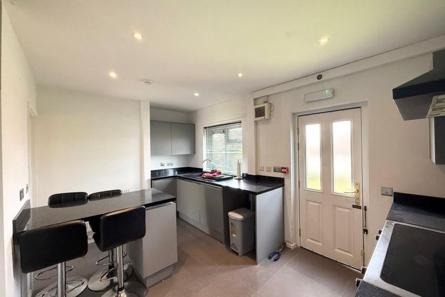 75, Westdale Road, West Yorkshire photo 4
