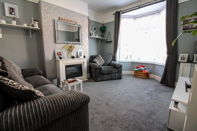 23, Edward Road, Gainsborough photo 2