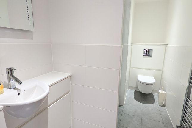 Flat E, Bristol photo 5