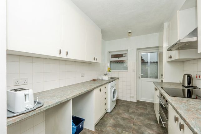 7, Rodwell Street, Weymouth photo 3