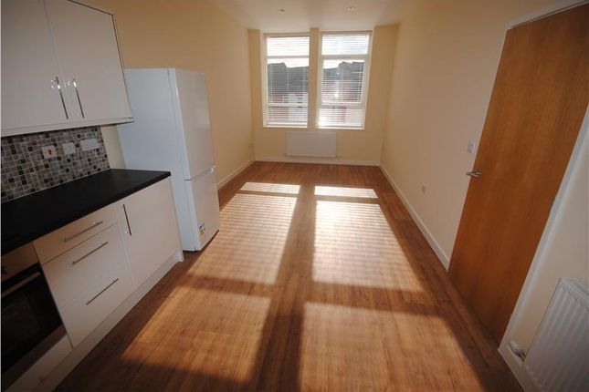 Flat to rent in Druid Street, Hinckley, Leicestershire