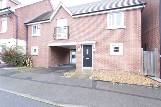 Thumbnail Property to rent in Askew Way, Chesterfield
