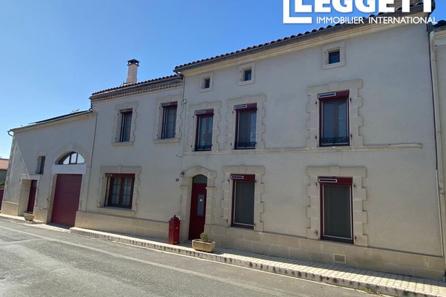 Thumbnail Villa for sale in Saint-Maigrin, Charente-Maritime, Nouvelle-Aquitaine