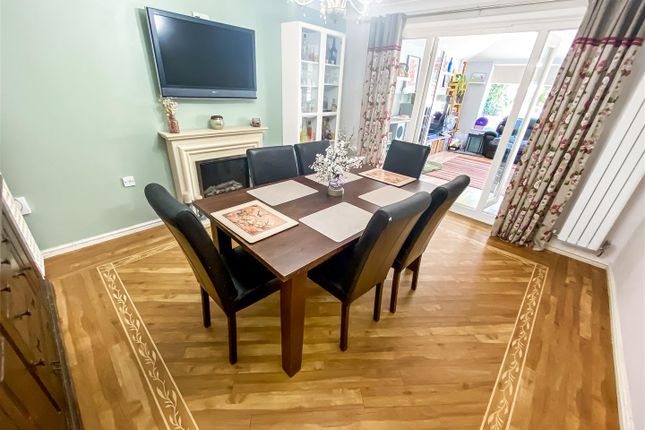 6, Hawthorn Drive, School Aycliffe photo 3