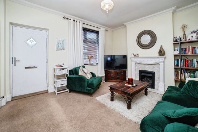 32, Main Road, ALFRETON photo 2