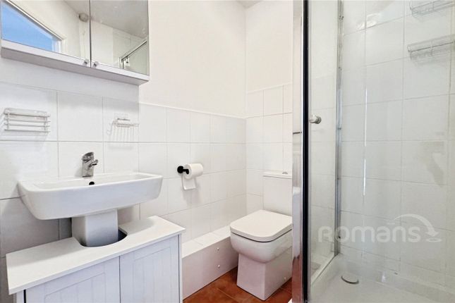126, Avondale, Aldershot photo 4
