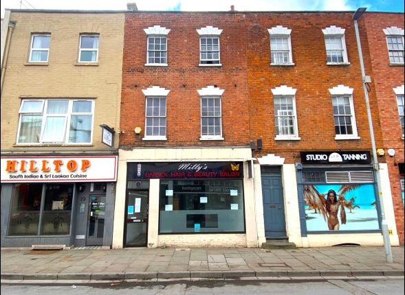 Retail premises to let in Worcester Street, Gloucester