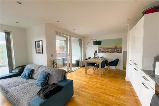 Thumbnail Flat to rent in 206, Blacklock Court