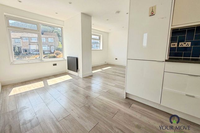 8A,, Kingswood Avenue, Belvedere photo 3
