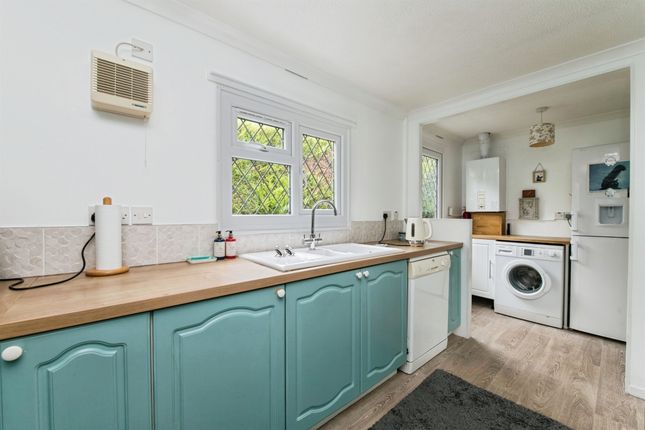 20, Glanvills Close, Exeter photo 4
