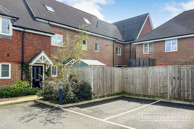 Thumbnail Flat for sale in Pavilion Place, Hurst Lane, East Molesey