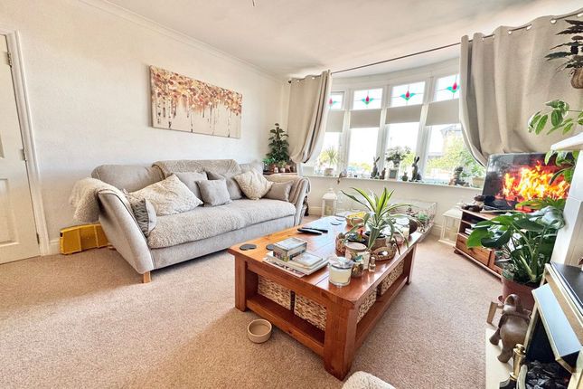 25, Woodspring Avenue, Weston-Super-Mare photo 4